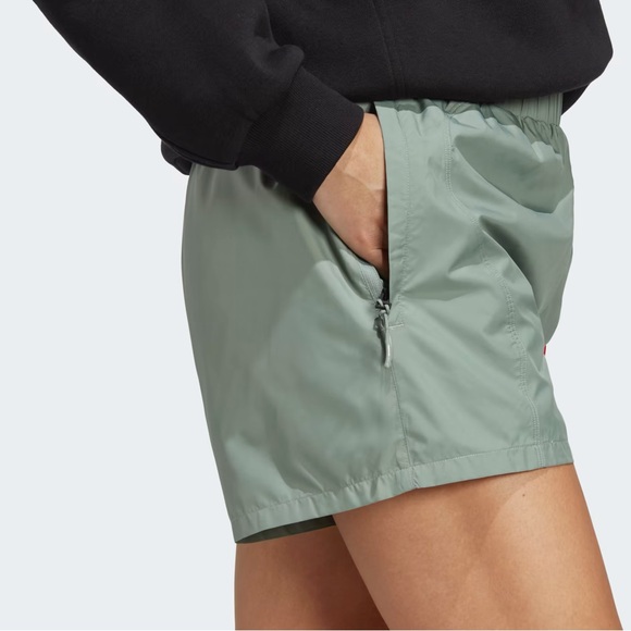 Adidas City Escape Shorts - XS - Picture 4 of 10